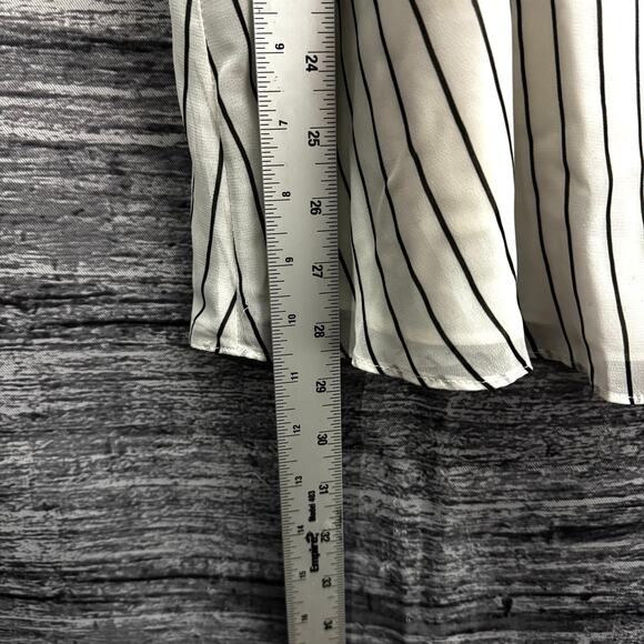 Torrid Striped Cami Tank Top Women Size 1(1x) Off White Adjustable Lined V Neck - Picture 5 of 5